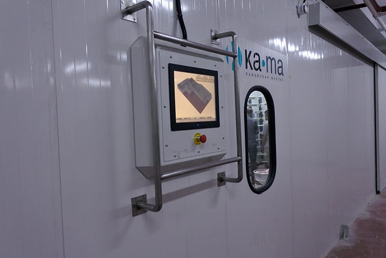 positive pressurized drying cabinet